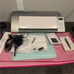 Silhouette Cameo Crafting Tool Lot